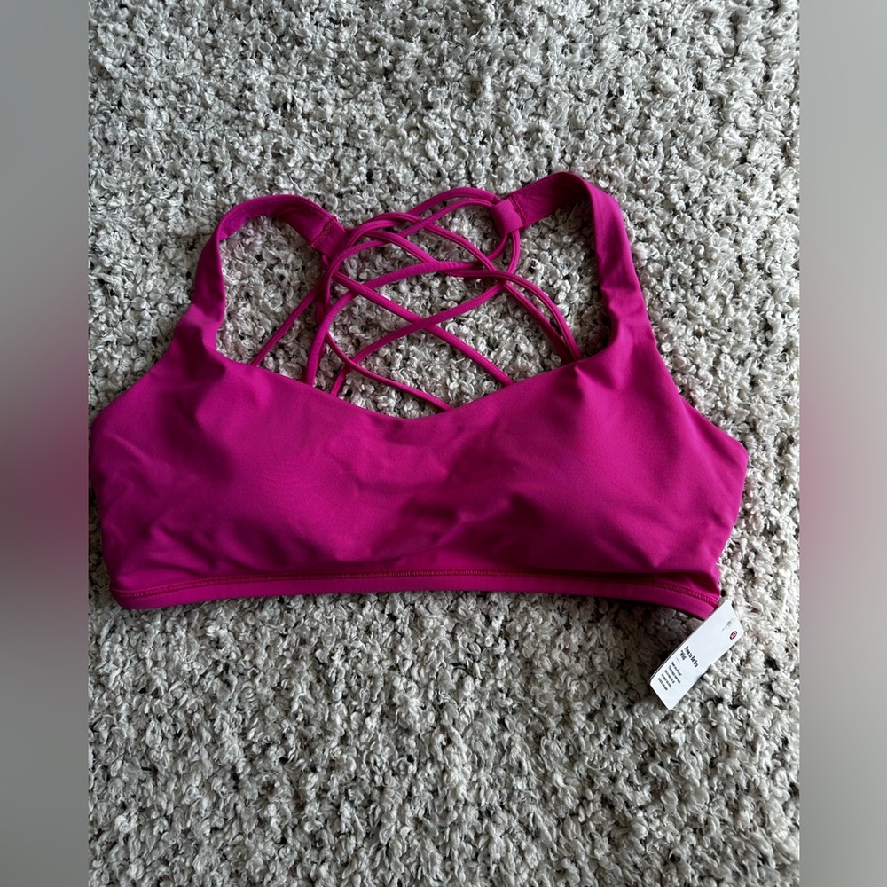 NWT lululemon Free to be Wild bra sz 12